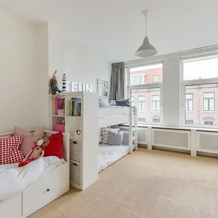 Daire Aelberts Family Haarlem